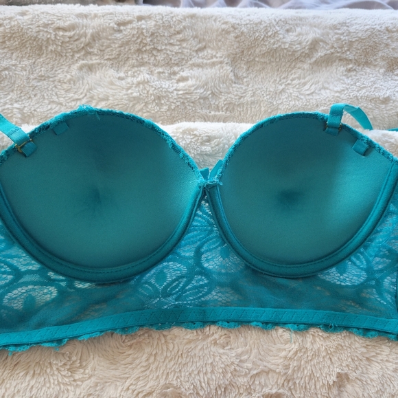 Bra - Picture 2 of 3